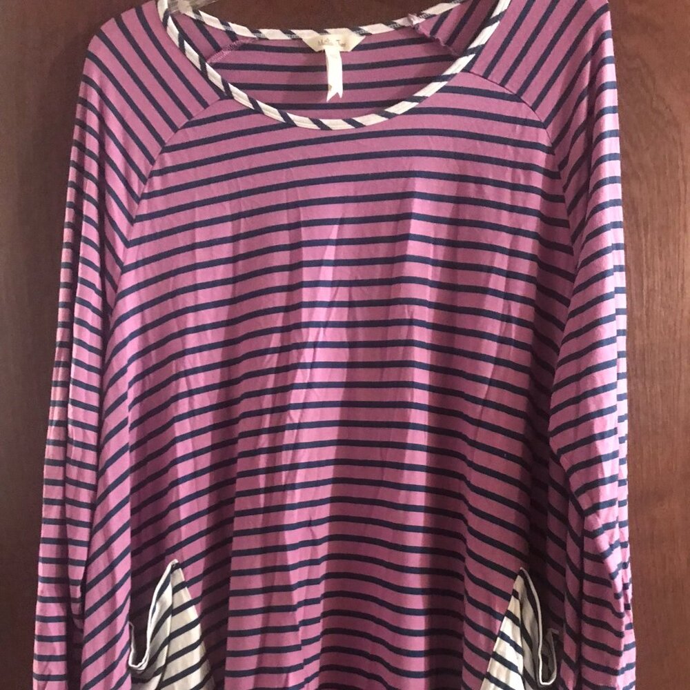 Matilda Jane mauve and black stripe long sleeve. Size XXL